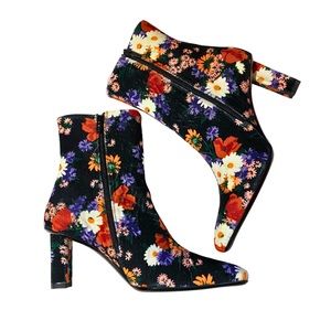 STAUD Brando boots, size 39 velvet, dark floral pattern.